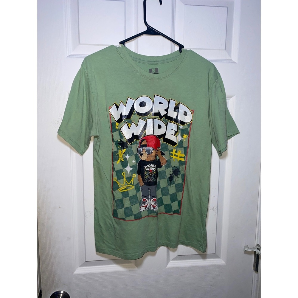 Legend‎ World Wide Bear Graphic Tee Sage Green Boys XL 18-20 Streetwear Shirt